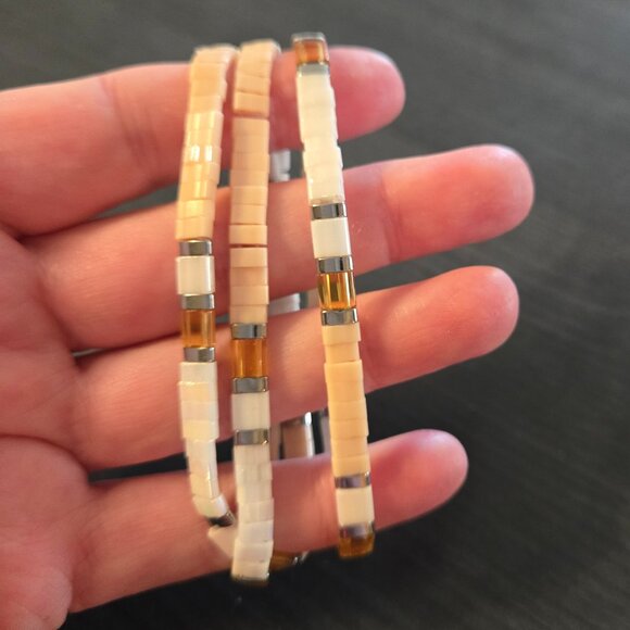 Beaded Chicklet Bracelet Tila beads / Bracelet perles de Tila élastique - Picture 2 of 2